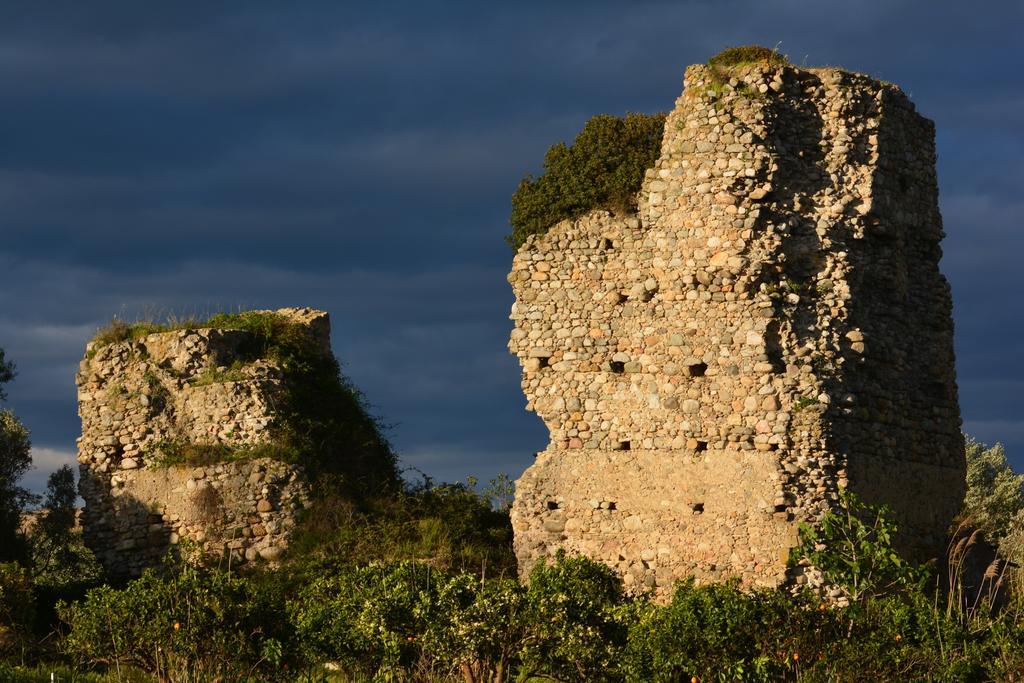 Agriturismo Torre Del Golfo Cropani Exterior foto